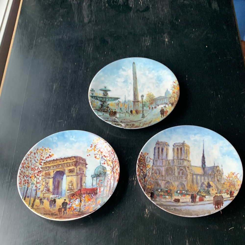 Limoge L’arc de Triomphe, la cathedral notre dame and la place de la Concorde.